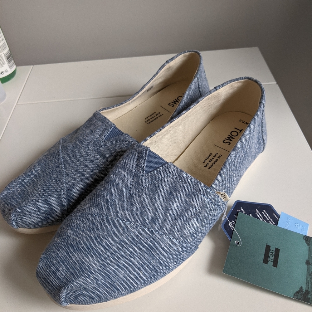 TOMS Women's Classic Alpargata shoes
